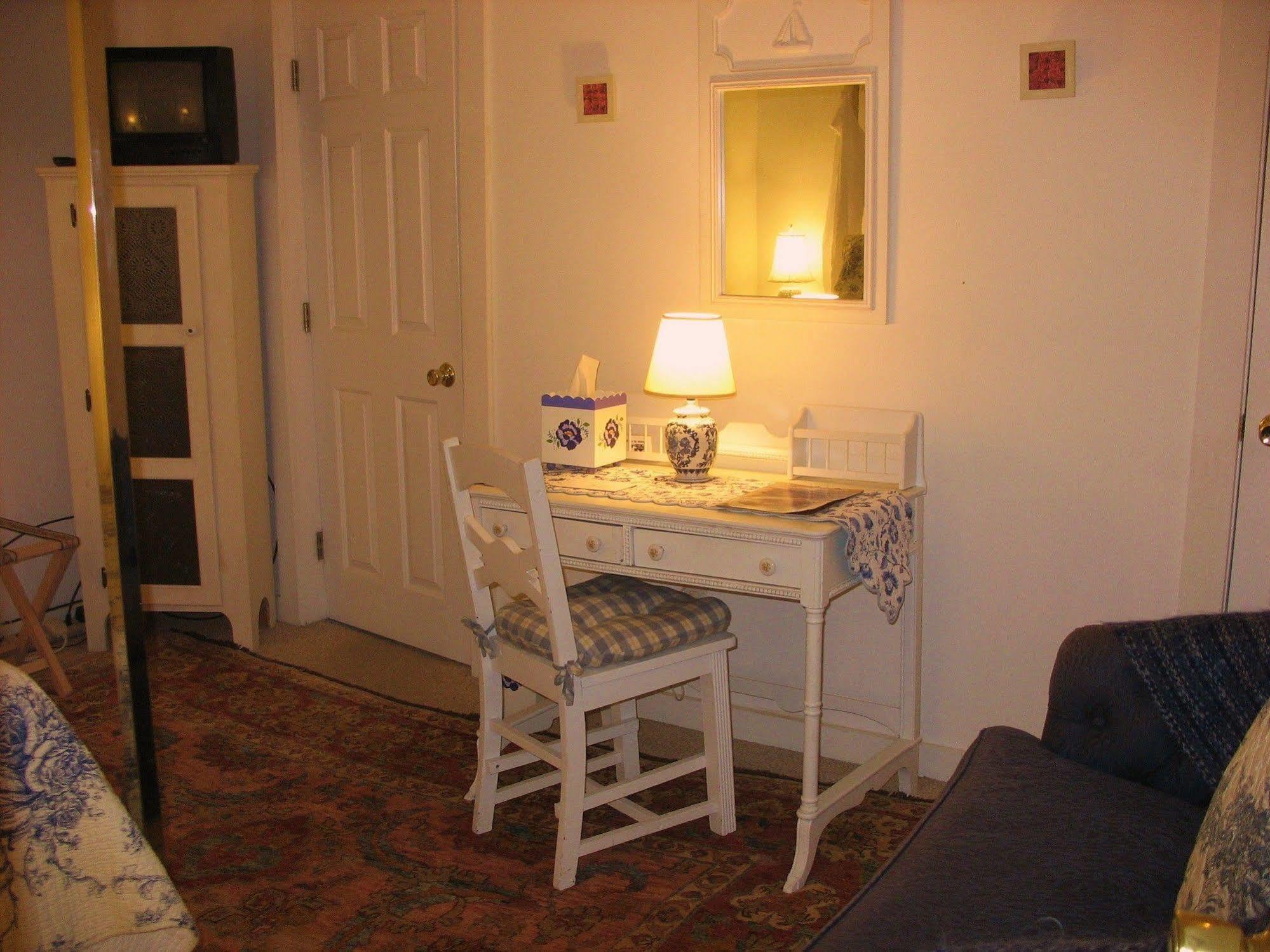 The 1720 House Bed & Breakfast Vineyard Haven Dış mekan fotoğraf