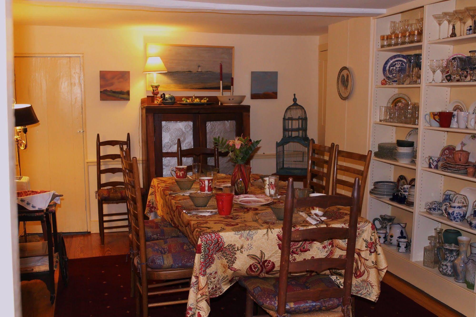 The 1720 House Bed & Breakfast Vineyard Haven Dış mekan fotoğraf